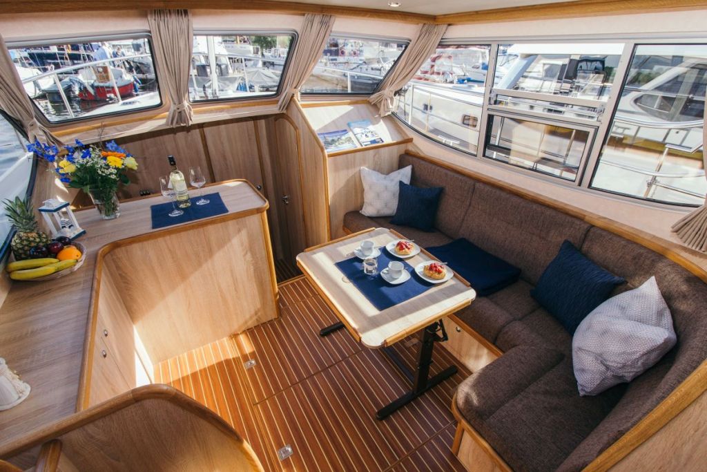 Gruno 35 Classic Excellent - El Opalo -Salon - Yacht chartern