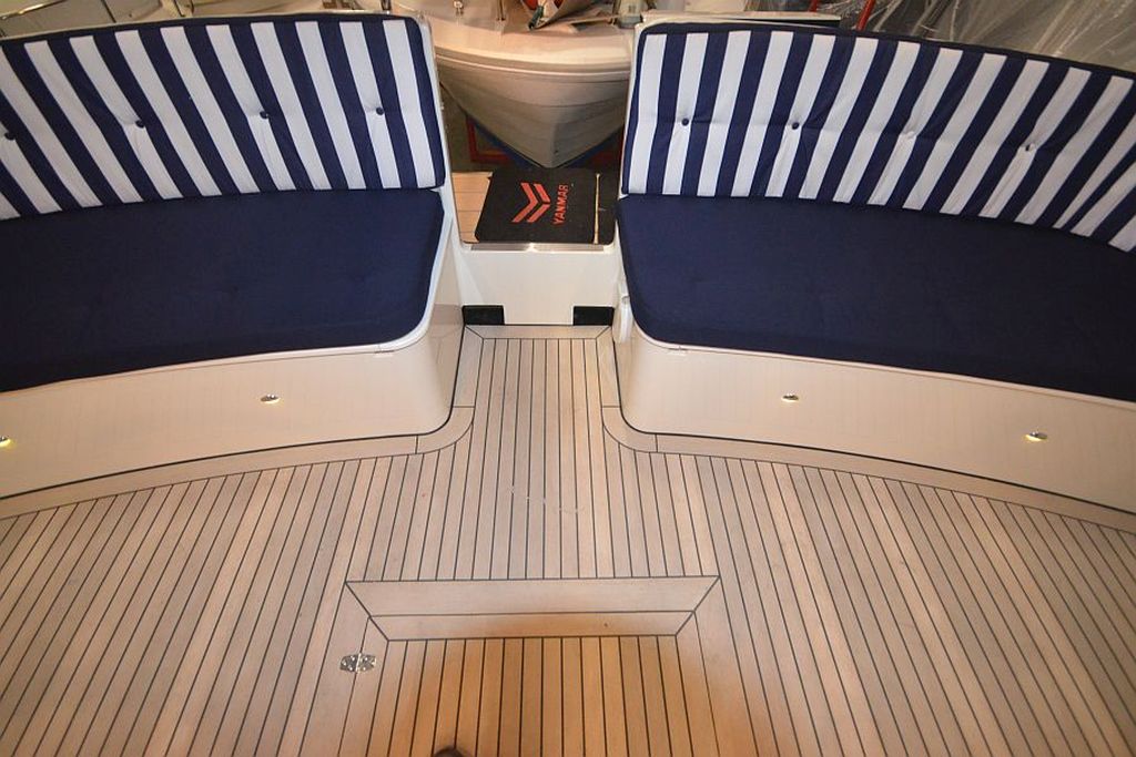 Brandsma 37 - Blue Lady - Achterdeck Sitzbank - Hausboot mieten
